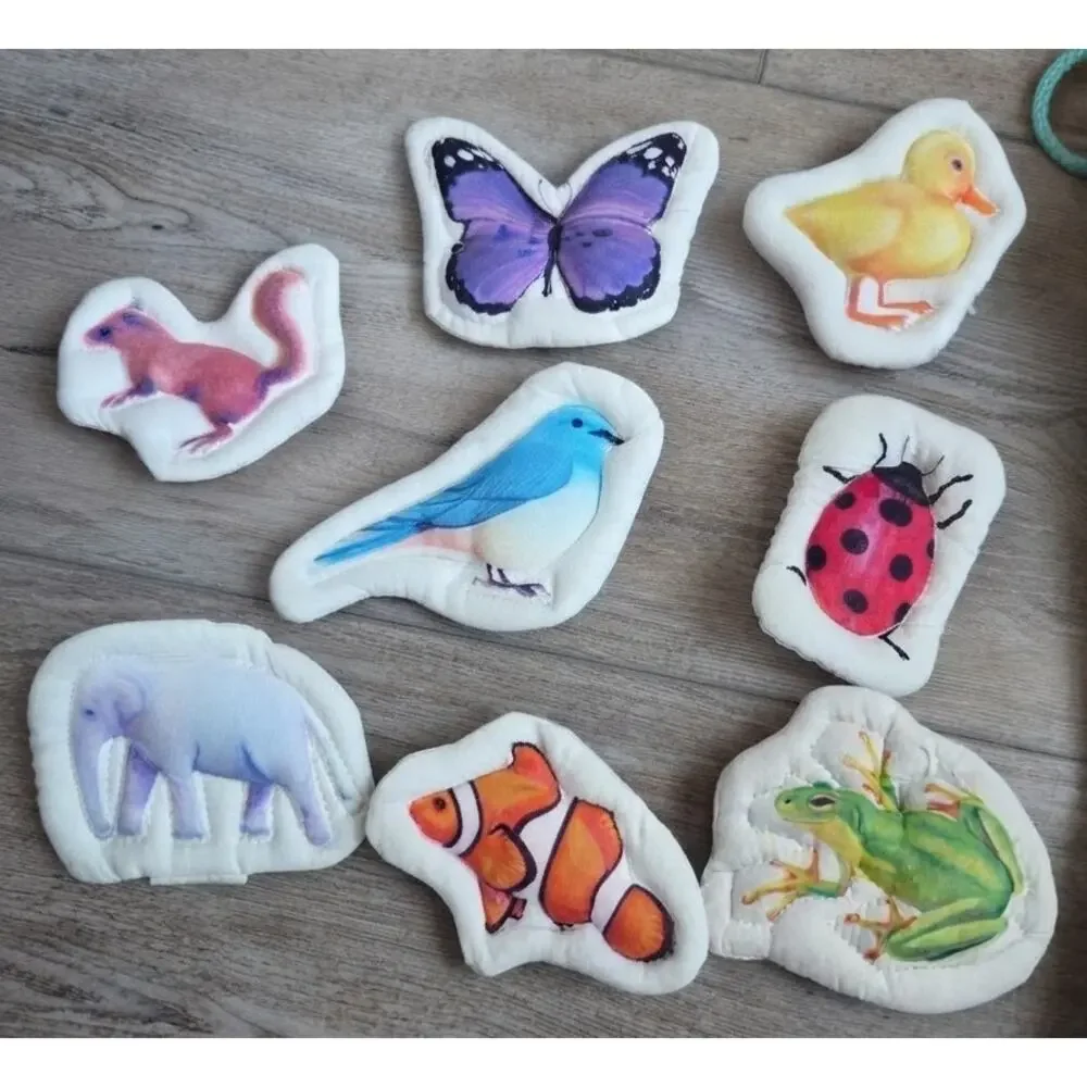 Lovevery Quilted Critter Pockets Montessori Wall Hanging Sensory Toy Set